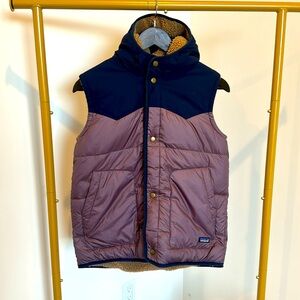 Patagonia Women’s Reversible Vest Purple/Blue XS